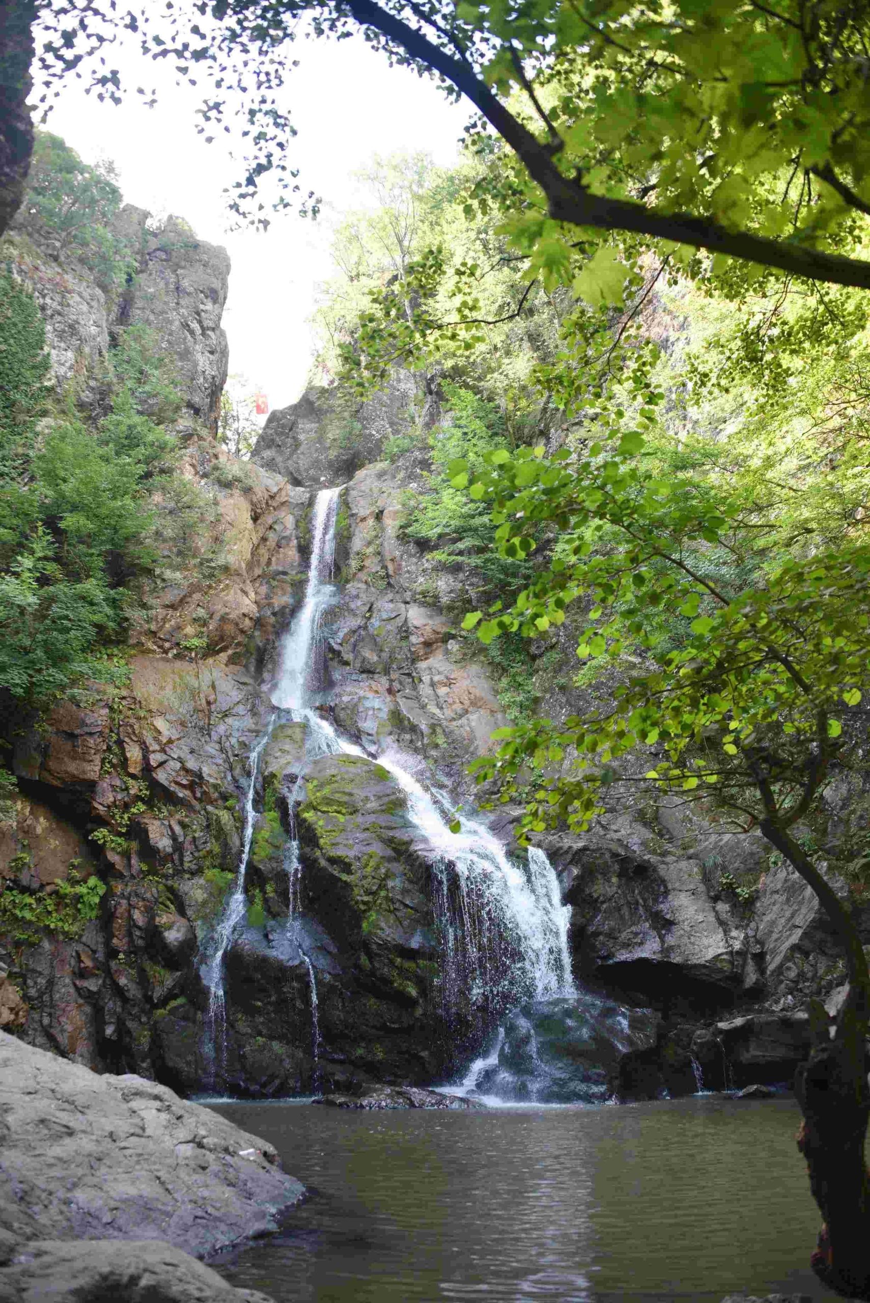 D:/BaiduNetdiskDownload/图片/Yalova_Erikli_Waterfall_1.jpgYalova_Erikli_Waterfall_1