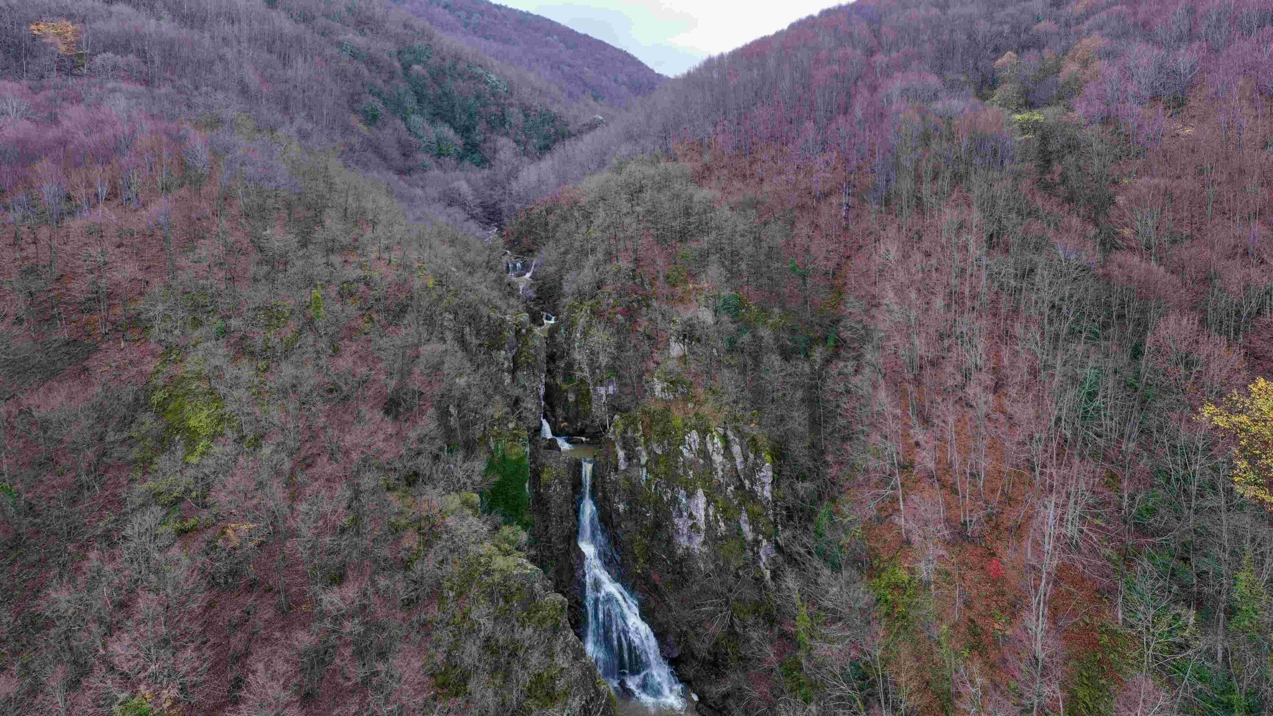 D:/BaiduNetdiskDownload/图片/Yalova_Erikli_Waterfall_2.jpgYalova_Erikli_Waterfall_2