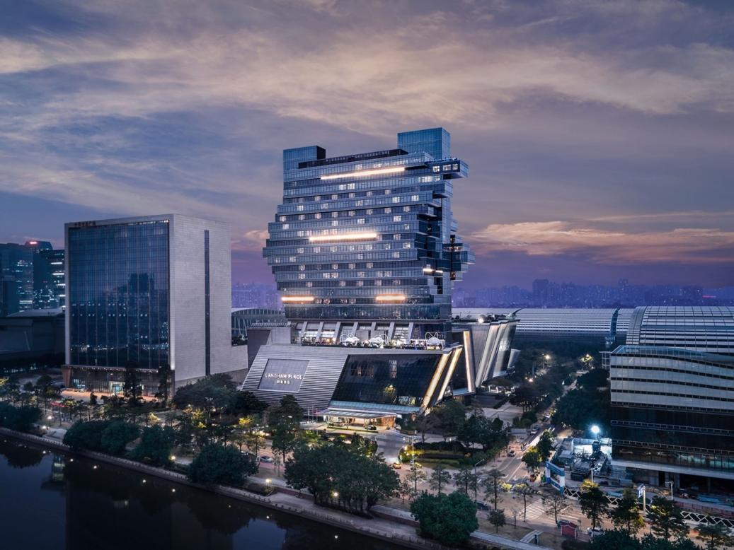 C:\Users\jacqueline.li\Desktop\意廬\lpcan_exterior_evening_2024_hires_rgb.jpg-1500px.jpeg