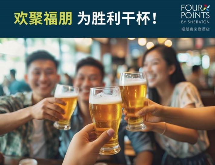 图片包含 人, 桌子, 人们, 女人 描述已自动生成