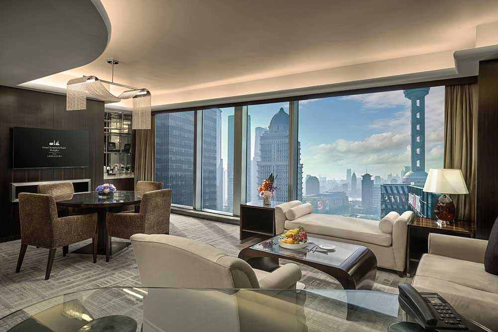 Skyline-Suite-LR1-城景套房客厅1